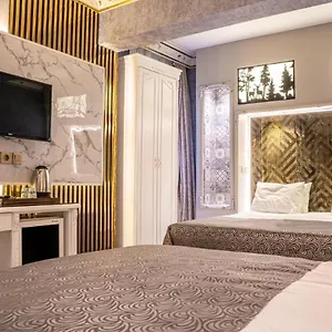 Leyenda Boutique Apartahotel